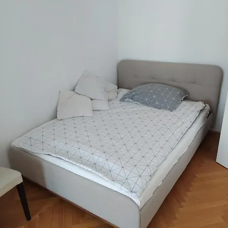 Apartman Dom Ter 1 *